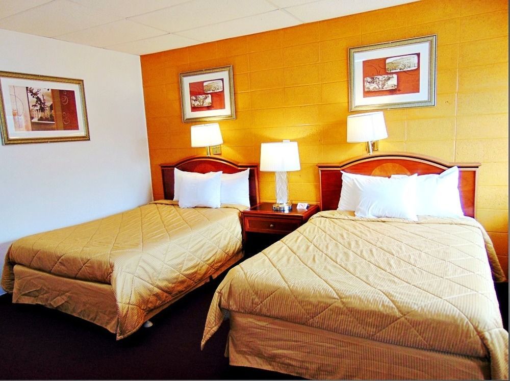 Red Carpet Inn Duncannon New Buffalo Εξωτερικό φωτογραφία