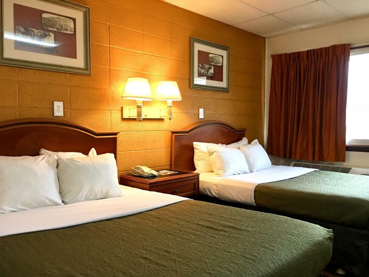 Red Carpet Inn Duncannon New Buffalo Εξωτερικό φωτογραφία